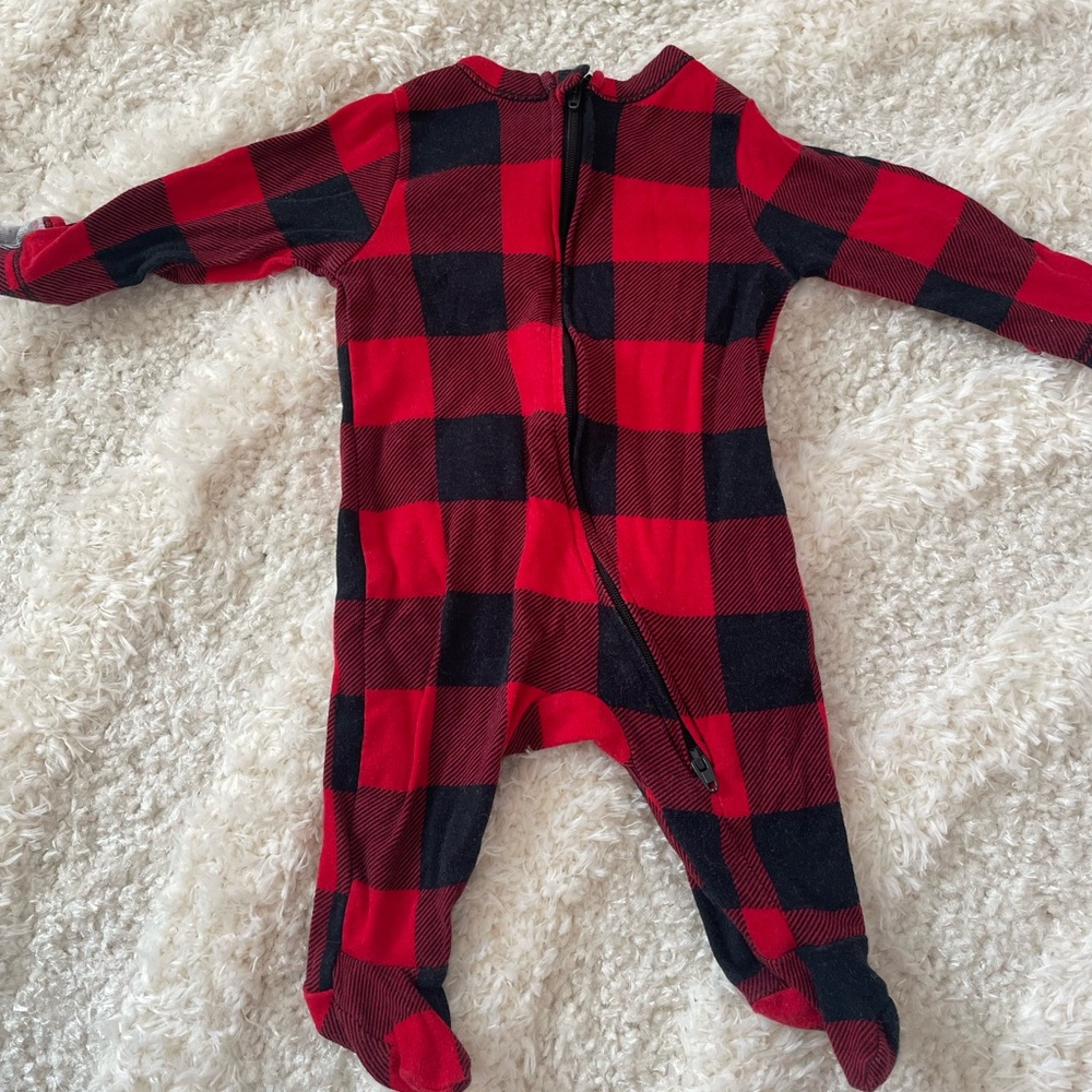 Old Navy family matching Pjs - buffalo plaid - infant size 0-3